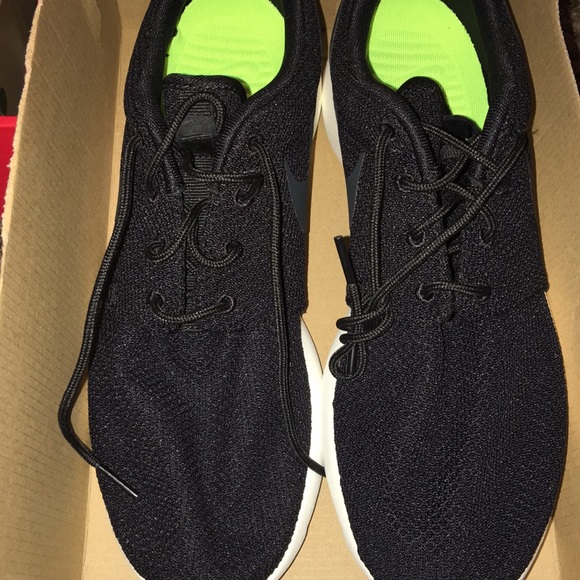 Nike Rosche one sz 9 511881-101 - Picture 3 of 4